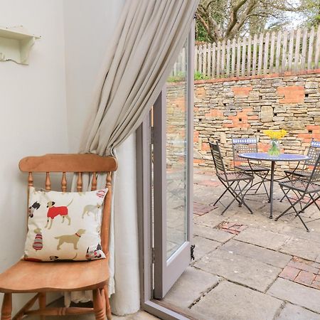 Cosy Cot Vila Stoford Exterior foto