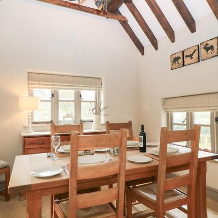 Cosy Cot Vila Stoford Exterior foto